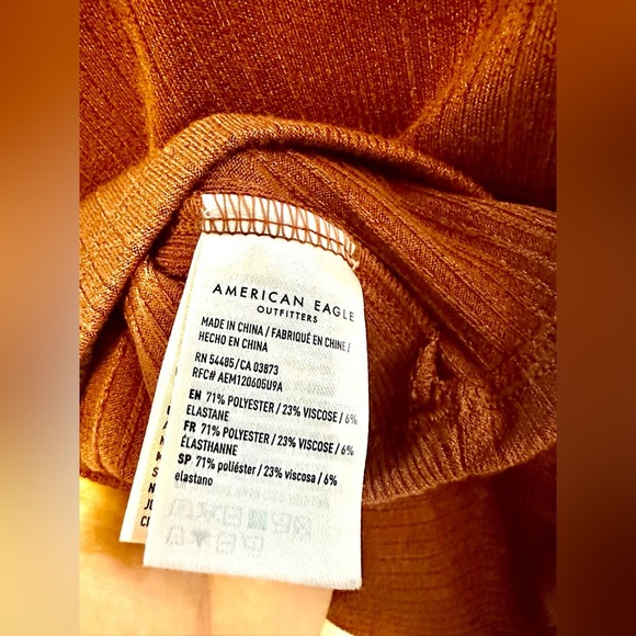 American Eagle Outfitters Brown Long Sleeve Ribbed Snap Button Top Size L - Picture 4 of 6